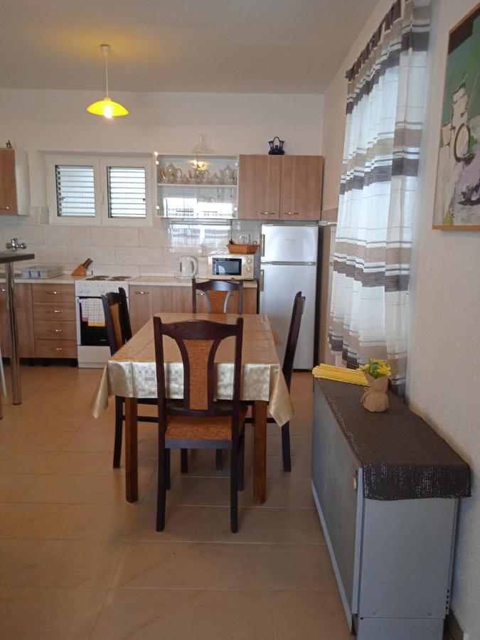 Apartment Davor Gradac  Exteriér fotografie
